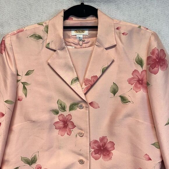 TALBOTS Sheath Dress and Jacket Set Size 12 Pink Floral 100% Silk Button Front - Picture 2 of 12